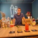 Julio de la Torre profesor de la Escuela de Coctelería de Madrid