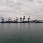 MURCIA.-Sucesos.- La Armada neutraliza un proyectil de artillería de la Guerra Civil hallado en el Puerto de València