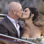 Jeff Bezos y Lauren Sánchez en su boda