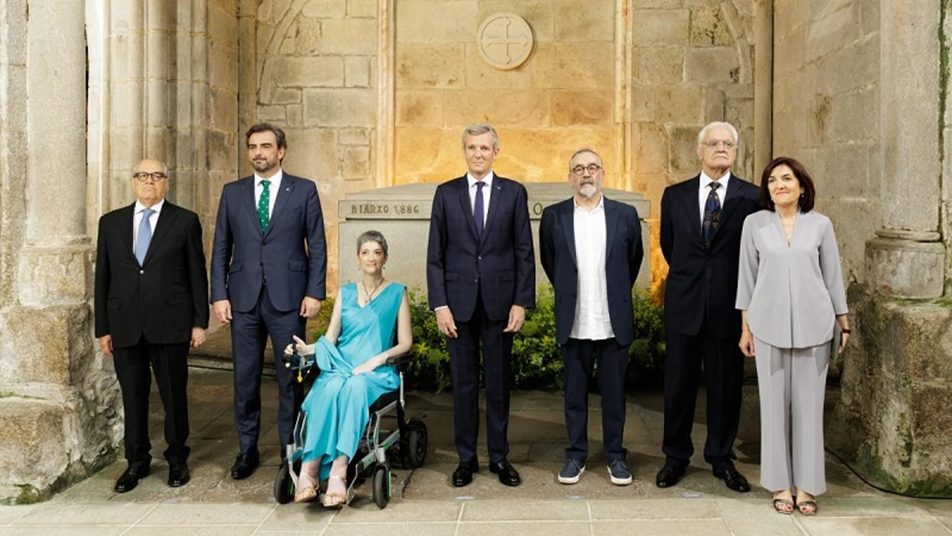 Rueda, hoy, con los premiados.