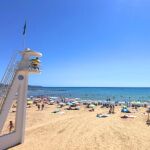 Imagen de la playa urbana del Postiguet de Alicante