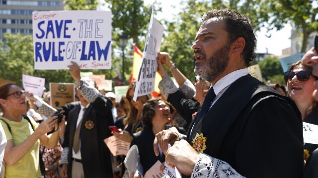 Concentraci—n en el Tribunal Supremo en defensa del poder judicial y la independencia del mismo.