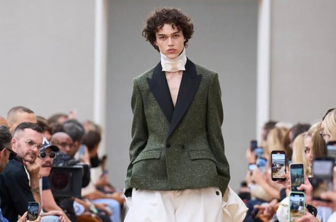 Jonathan Anderson: del niño que soñaba con el teatro al nuevo director global que reinterpreta Dior