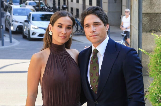 María Pombo y Pablo Castellano en la boda de Carla Vico y Álvaro González.