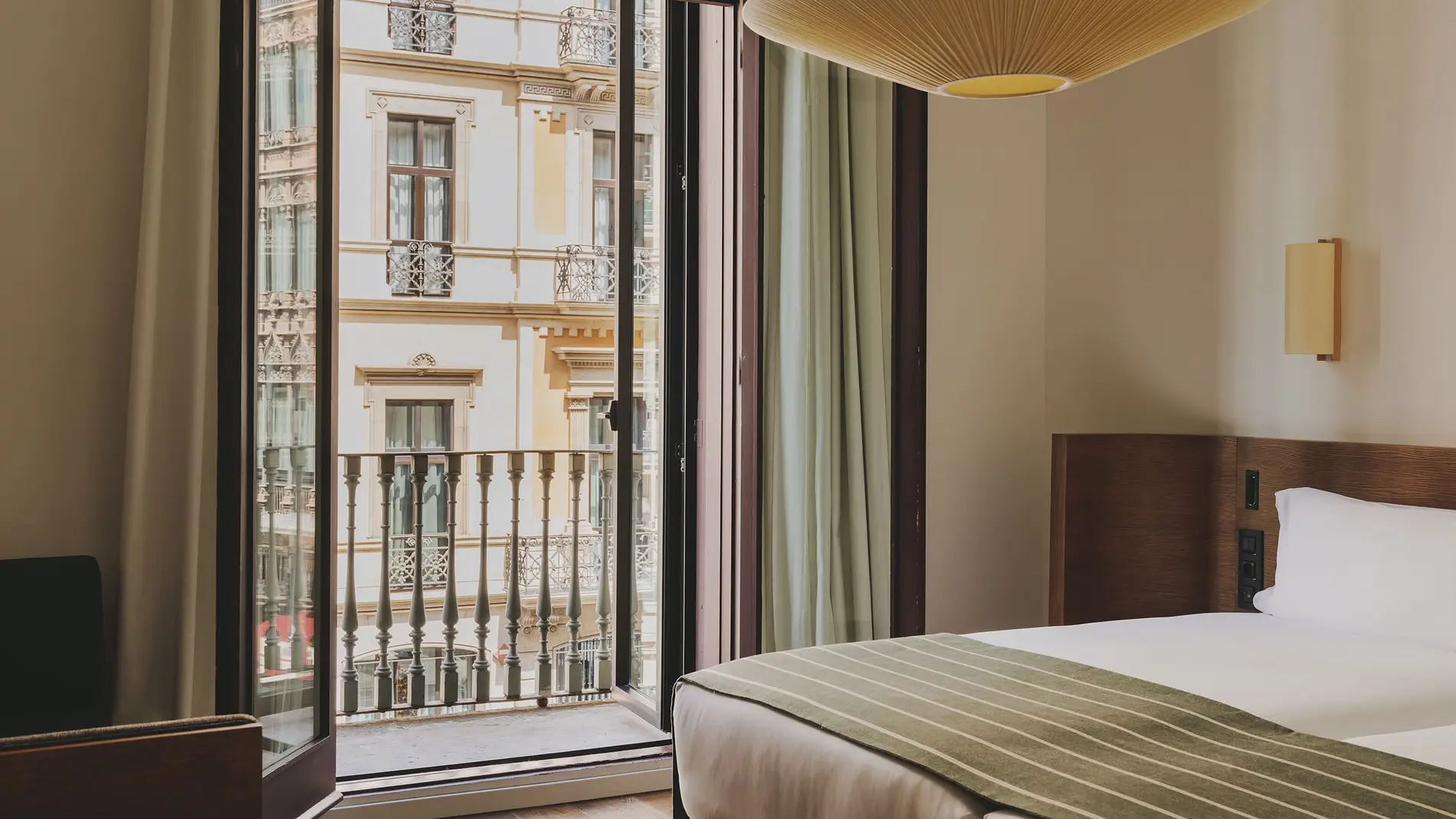 Hotel Regina: un hotel con época en Barcelona