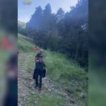 Así ha sido el rescate de cincuenta niños, y sus monitores, por parte de la Guardia Civil en Villoslada de Cameros, La Rioja 