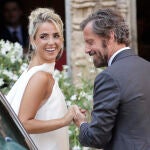 Paty Sánchez-Flores junto con su madre en su boda en Jávea.