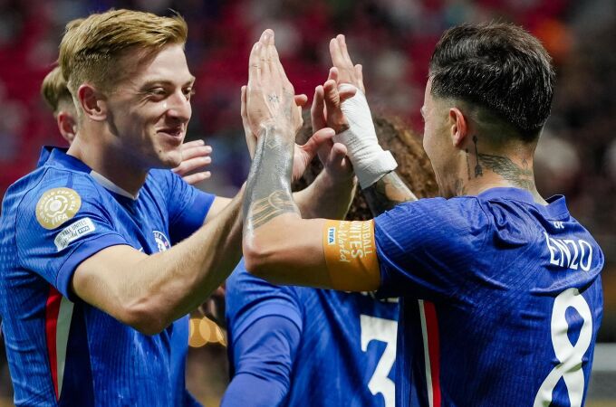 Fútbol.- (Crónica) El Chelsea doblega al Benfica en el partido de las cinco horas