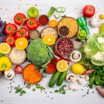Estos son los alimentos que debes comer para reducir el riesgo de hipertensión, según los cardiólogos