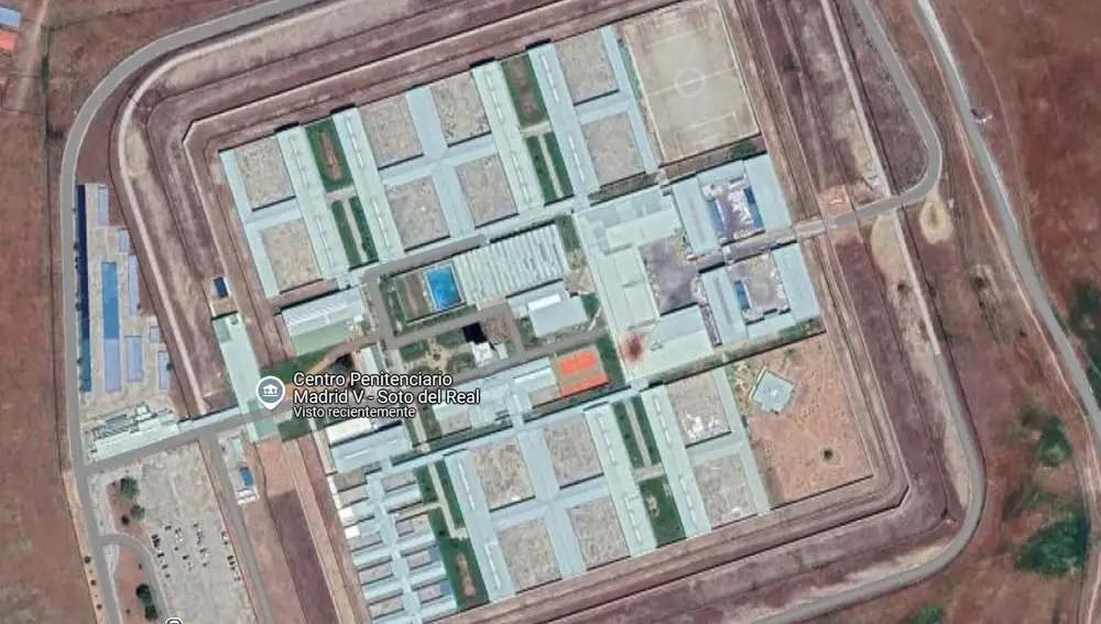 Visión aérea de la prisión de Soto del Real.