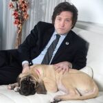 Así es el perro de Milei: qué raza es y cuánto cuesta