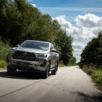 Toyota Hilux: potente, impresionante y con mecánica híbrida