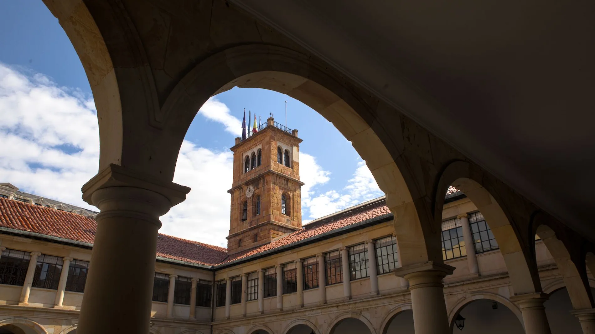 El primer año de universidad ya es gratuito en Asturias; así se beneficiarán 4.000 estudiantes