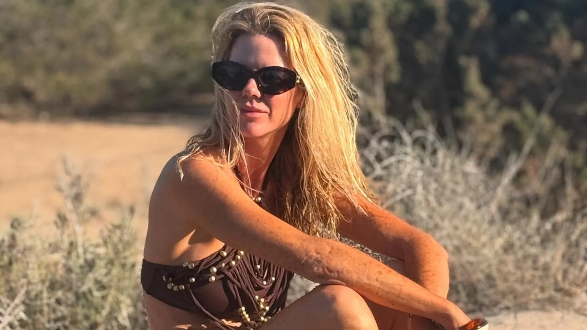 Amelia Bono en ibiza.