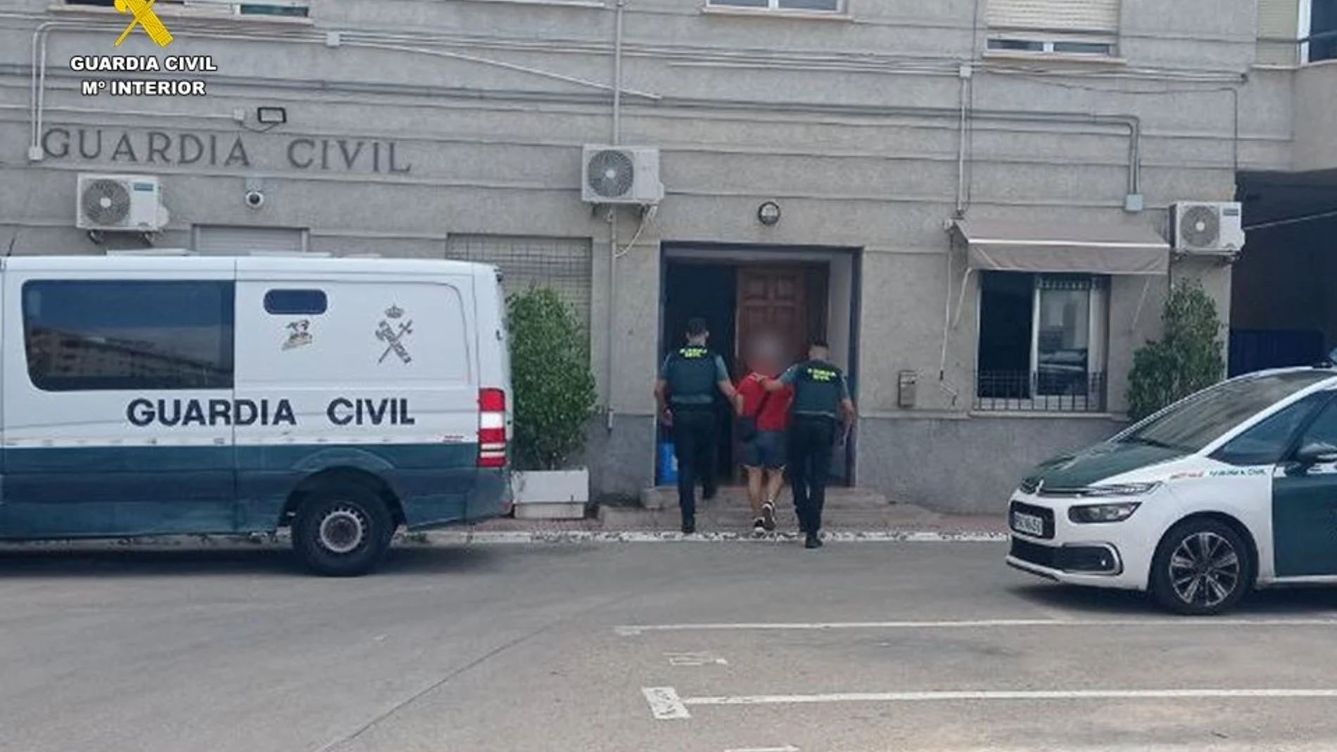 Sucesos.- Detenido acusado de grabar a mujeres mientras se duchaban en un gimnasio de Torrevieja (Alicante)