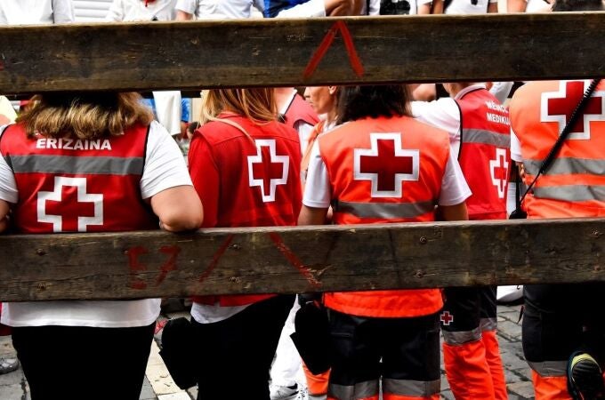Cruz Roja Navarra moviliza más de 320 voluntarios en su dispositivo de San Fermín y habilita un punto móvil en Recoletas