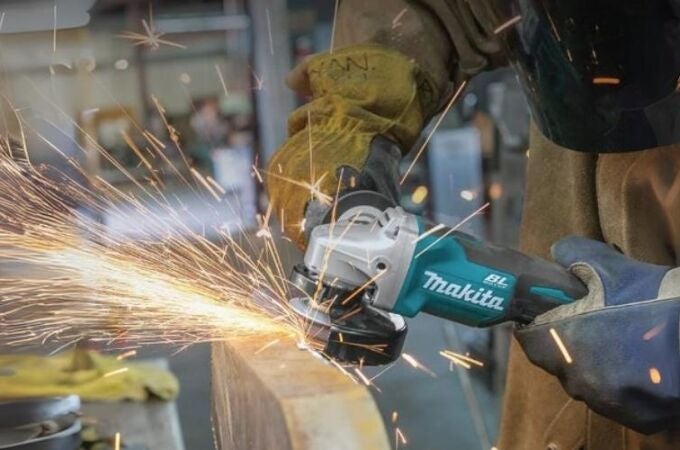Cuesta la mitad que una Makita y no decepciona: esta mini amoladora de 12V recargable está al 60% de descuento