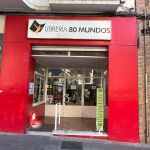 Entrada de la librería 80 Mundos de Alicante