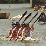 Un instante de la competición femenina con el cuarteto español en cabeza