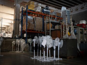 Ventiladores en un almacén