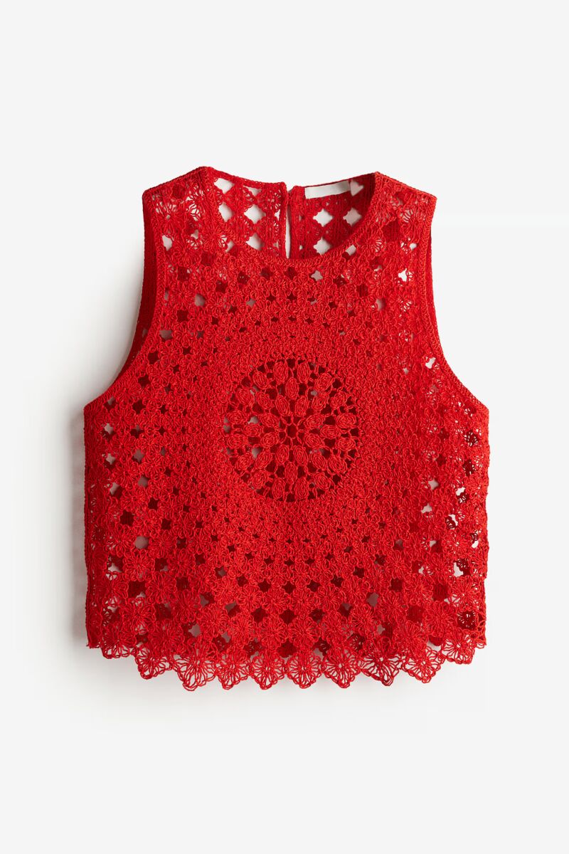 Top sin mangas efecto crochet.