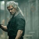 Sí, esa intensa mirada es la de Henry Cavill