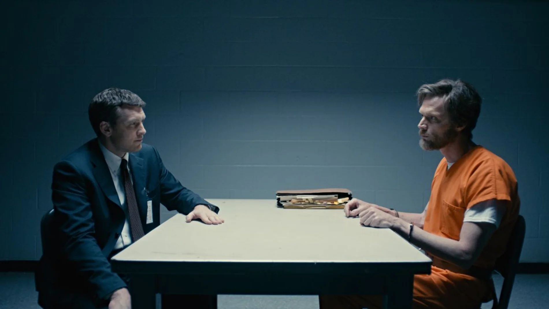 Sam Worthington ('Avatar') vs Paul Bettany ('El nombre de la rosa')