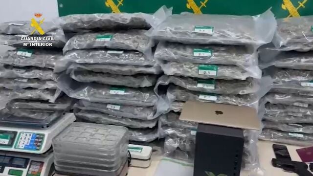 El material incautado por la Guardia Civil