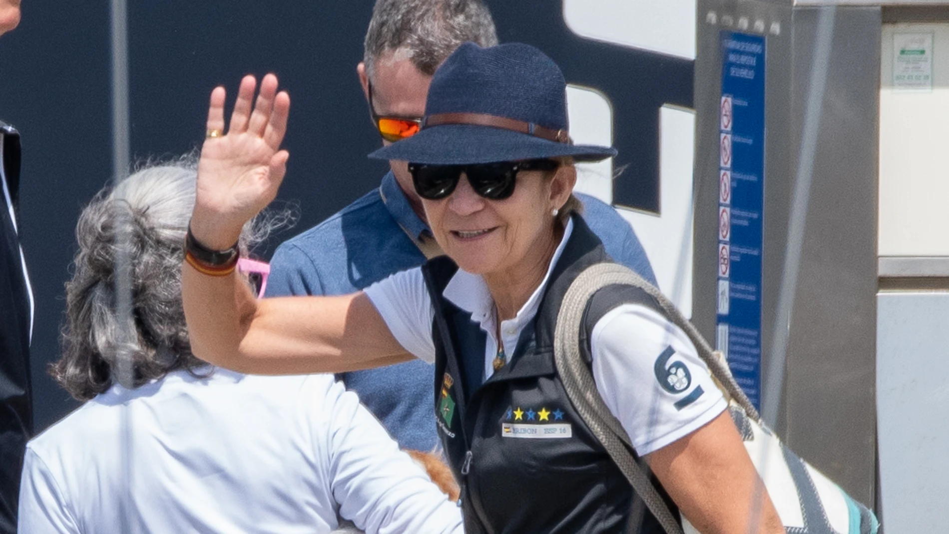 La Infanta Elena en el puerto, a 12 de Julio de 2025, en Sanxenxo (España).REY JUAN CARLOS;CASA REAL;Óscar Ortiz / Europa Press12/07/2025
