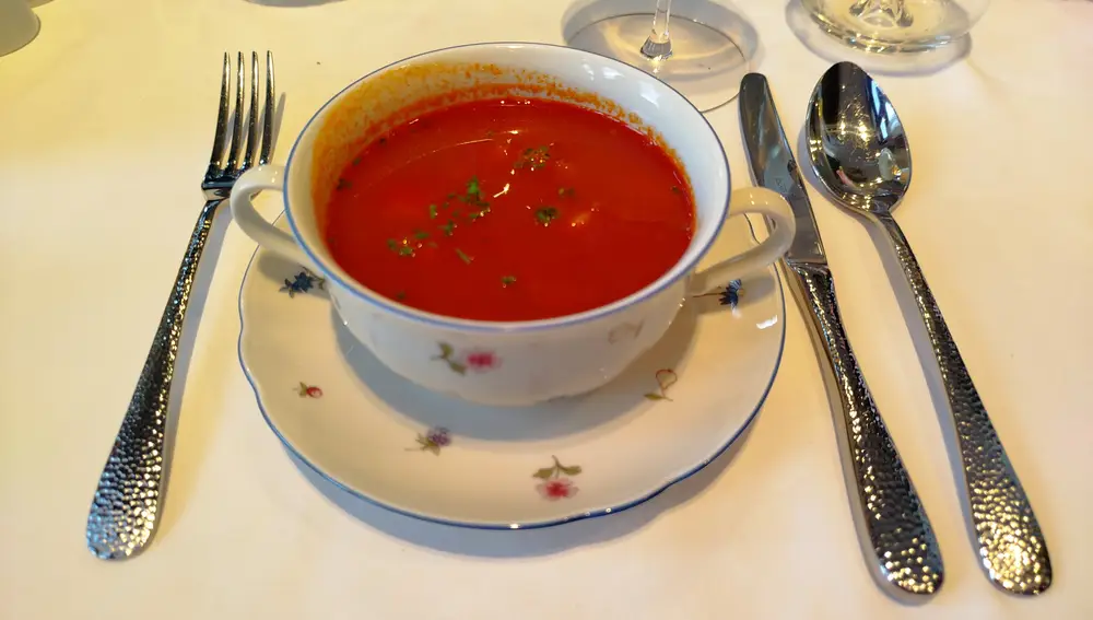 La paprika (pimentón húngaro) y una buena carne son los ingredientes protagonistas de un "goulash"