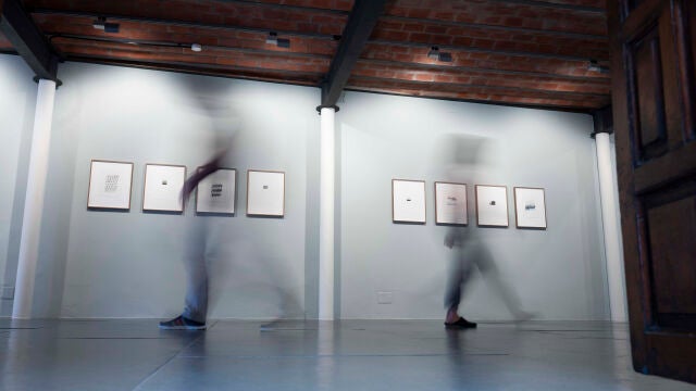 Juan Uslé muestra el cuaderno íntimo de bitácora de su obra en los últimos 35 años