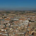 Agresiones, tensión y nervios en la concentración del Ayuntamiento en Torre Pacheco (Murcia): "No podemos tolerar que un delincuente actúe con impunidad"