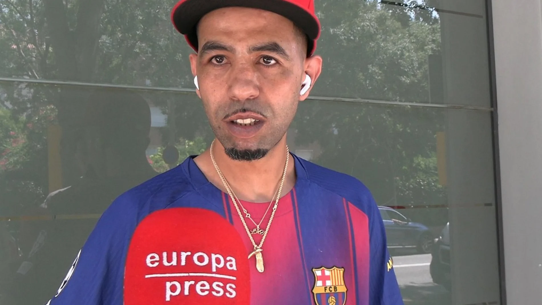 Mounir, el padre de Lamine Yamal, saca las garras por el futbolista y defiende su derecho a divertirse