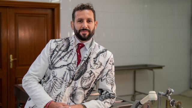 El doctor Borja Moreno, médico forense, autor de «Abierto en canal»