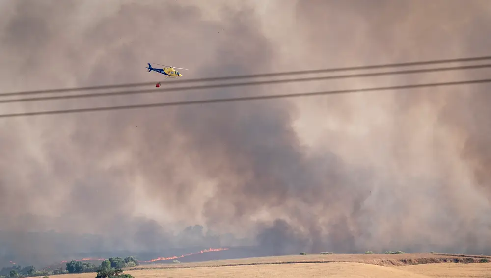Asciende a Nivel 2 un incendio forestal originado en Méntrida (Toledo), limítrofe con la Comunidad de Madrid
