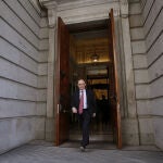 Cristóbal Montoro se da de baja como afiliado del PP