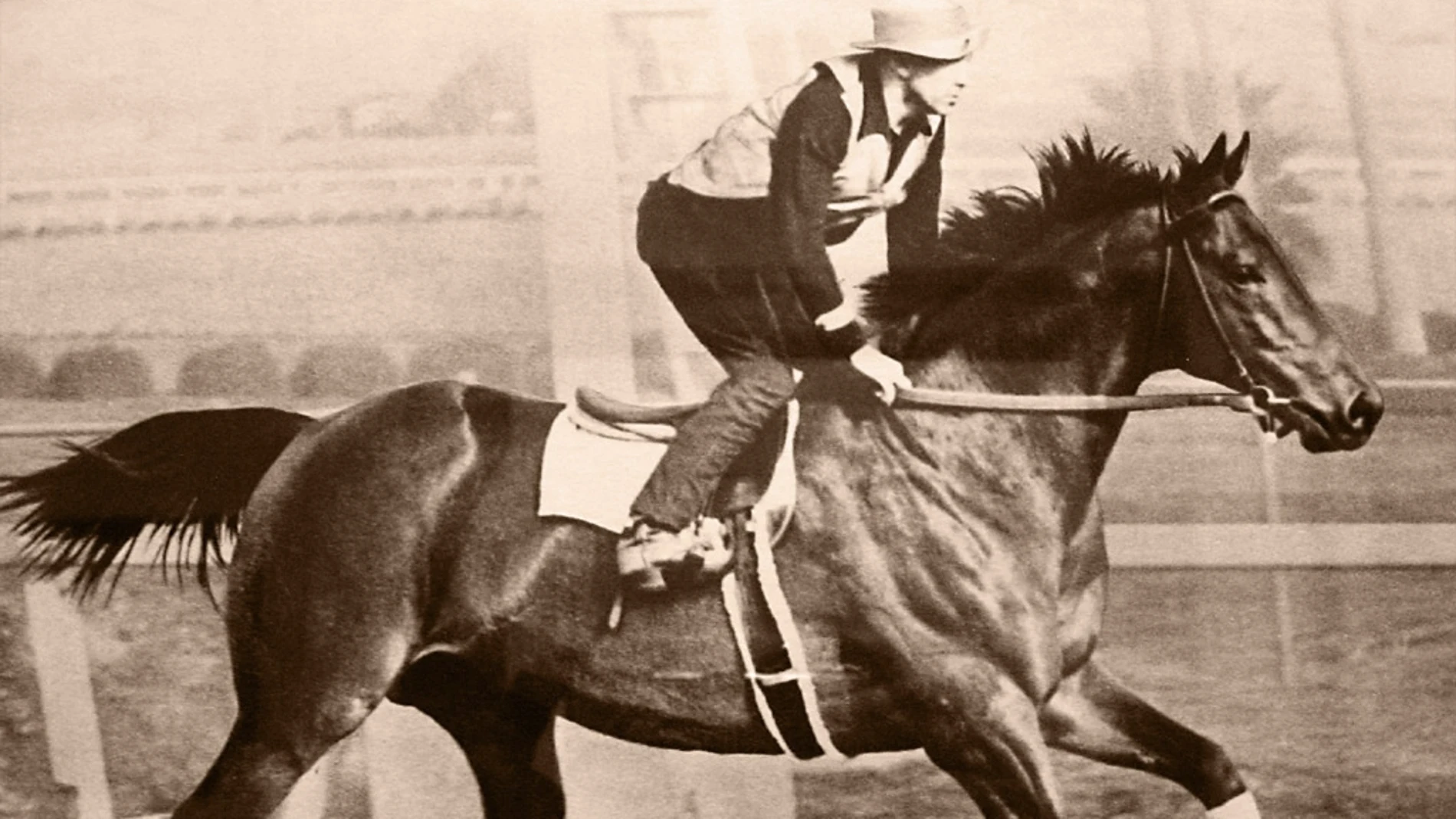 Seabiscuit, montado por George Woolf