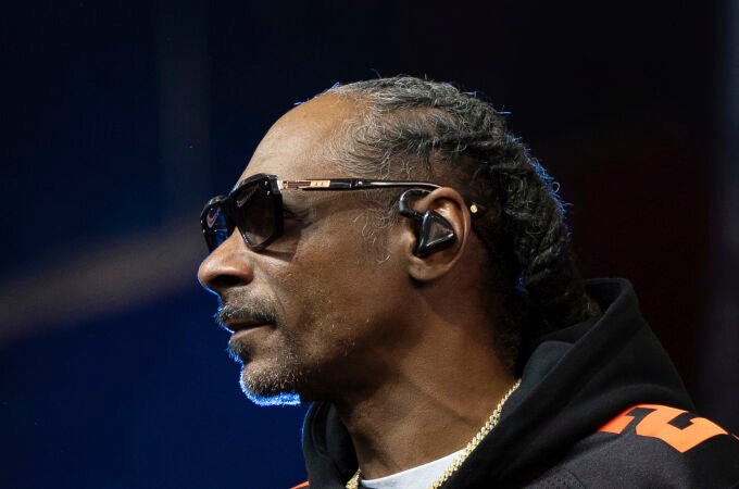 Swansea-Snoop Dogg Soccer