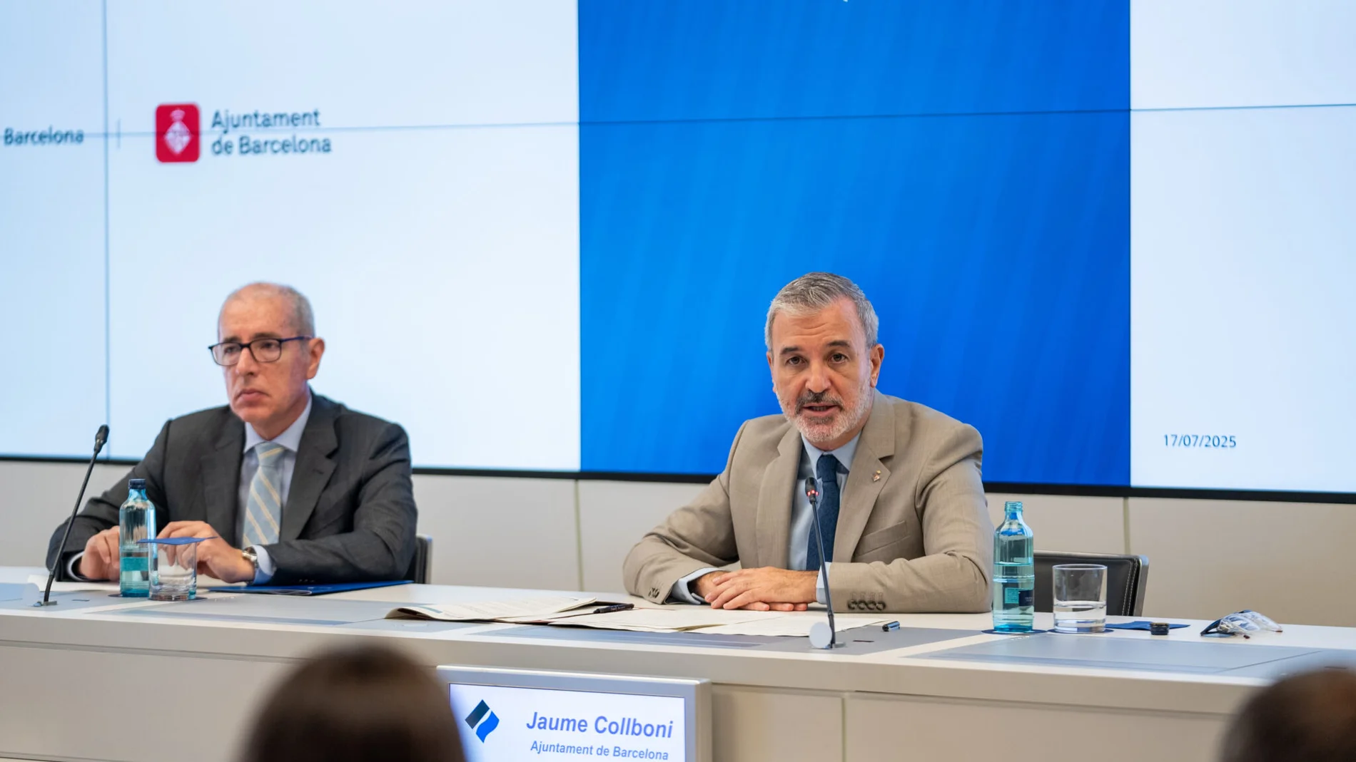 El alcalde de Barcelona, Jaume Collboni, junto al presidente del Puerto de Barcelona, José Alberto Carbonell