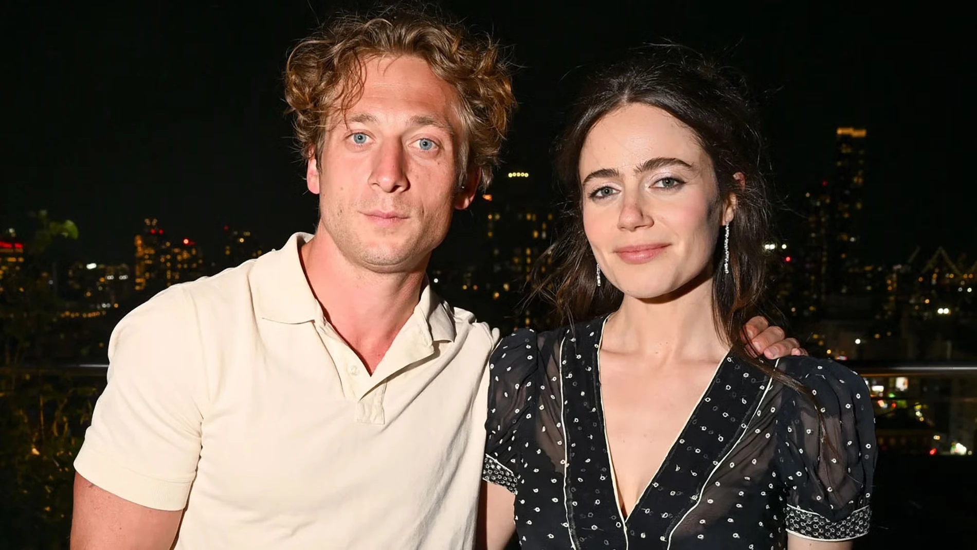 Jeremy Allen White y Molly Gordon