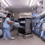 Detalle del control de los recursos materiales para quirófano en el Hospital Universitario de Fuenlabrada (Madrid)