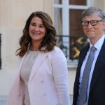Melinda Frech y Bill Gates en la graduación de su hija Jennifer en mayo del 2023
