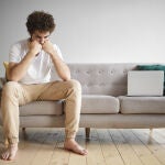 ¿Se te olvidan los nombres? Un neurólogo aclara cuándo es normal y cuándo conviene preocuparse