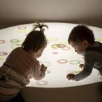 COMUNIDAD VALENCIANA.-Cultura.- El IVAM invita a las familias con bebés a experimentar con su fábrica de juguetes en el taller 'Juguetoría'