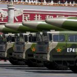 China ya tiene un arma para destruir naves espaciales: no usa misiles, sino estas microondas