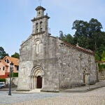 Así es la leyenda de la puerta tapiada de Castrelos: celos, milagros y la aparición de Dios