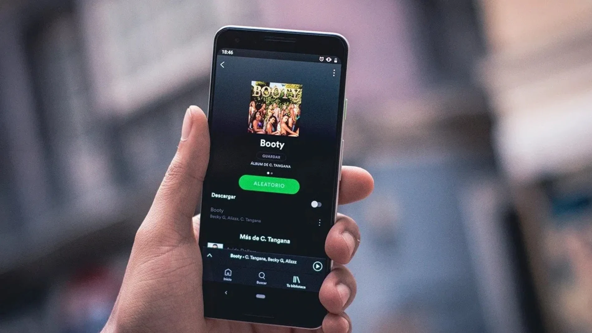 La aplicación de Spotify en un móvil Android