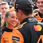 Lando Norris y Magui Corceiro ya no se esconden: apasionado beso tras la victoria en Hungría