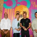San Javier reconoce a Nathalie Poza y Pablo Derqui con el Premio del Festival Internacional de Teatro, Música y Danza