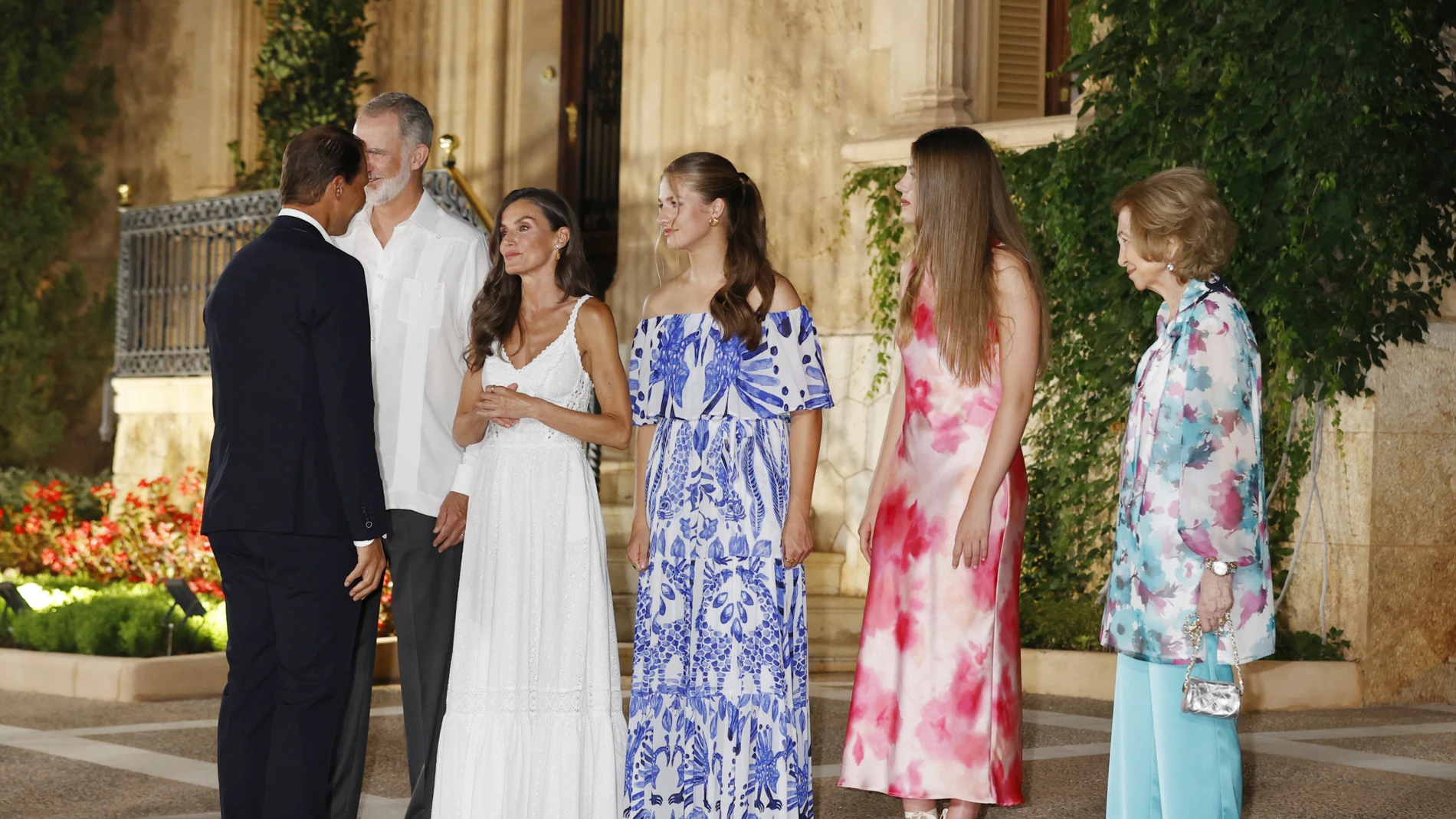Rafa Nadal, junto a la Familia Real en la recepción en Marivent